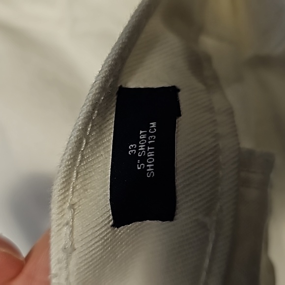 GAP White Denim Short - Picture 3 of 7